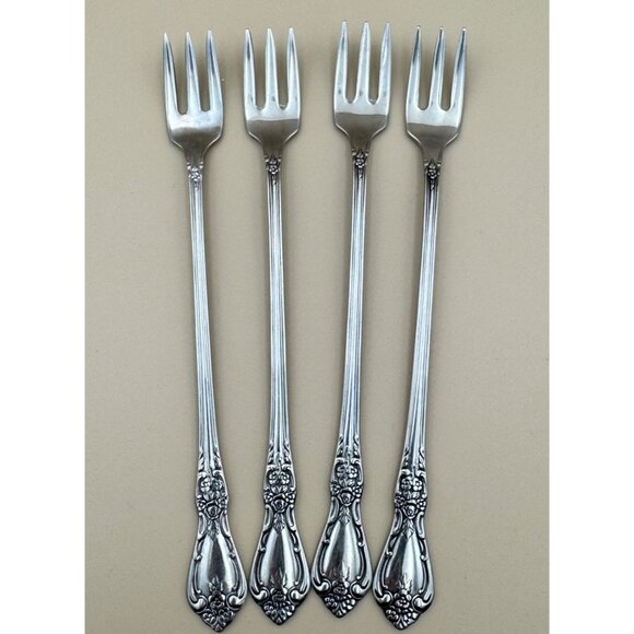 Oneida Kennett Square Set Of 4 Cocktail Forks Distinction Deluxe HH Stainless - Picture 1 of 8